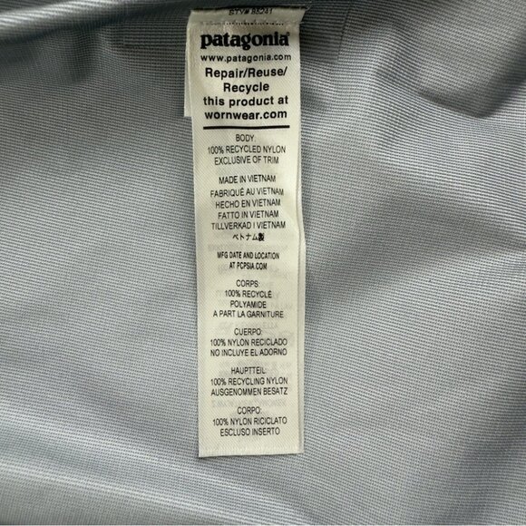 Patagonia Mens XS Torrentshell Black 3L Rain Jacket - Picture 15 of 16